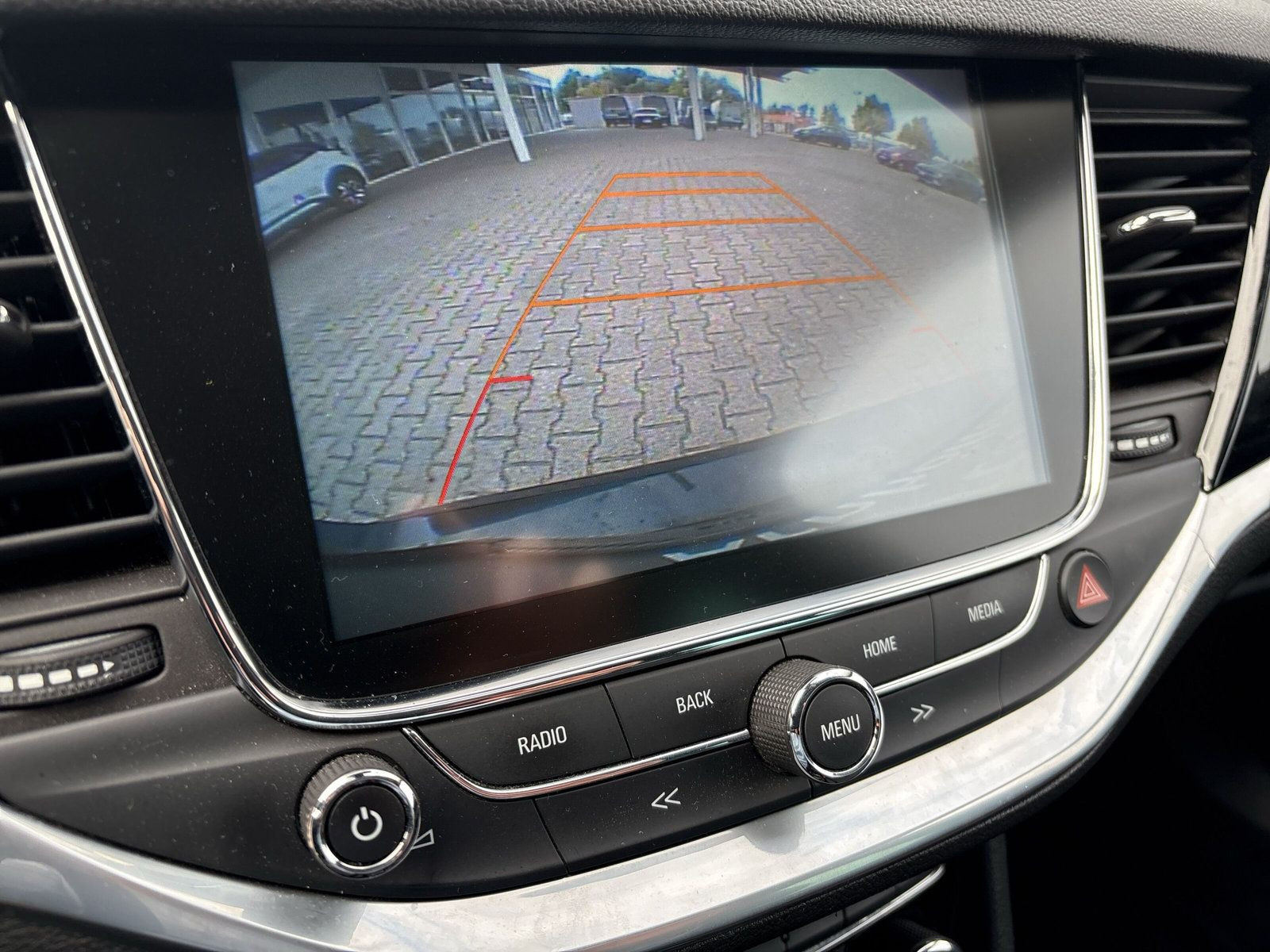 ASTRA ST 1.6D INNOVATION KLIMA+PDC+KAMERA+SHZ+AT
