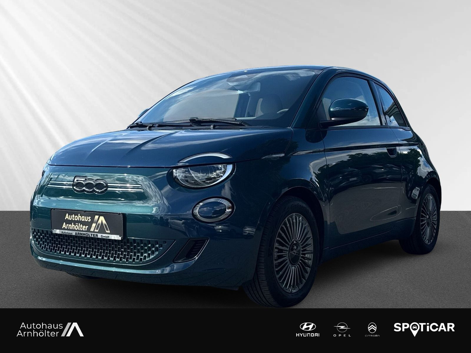 500e 42kWh ICON 2022 +NAVI+CARPLAY+KLIMAAUTO+LM+