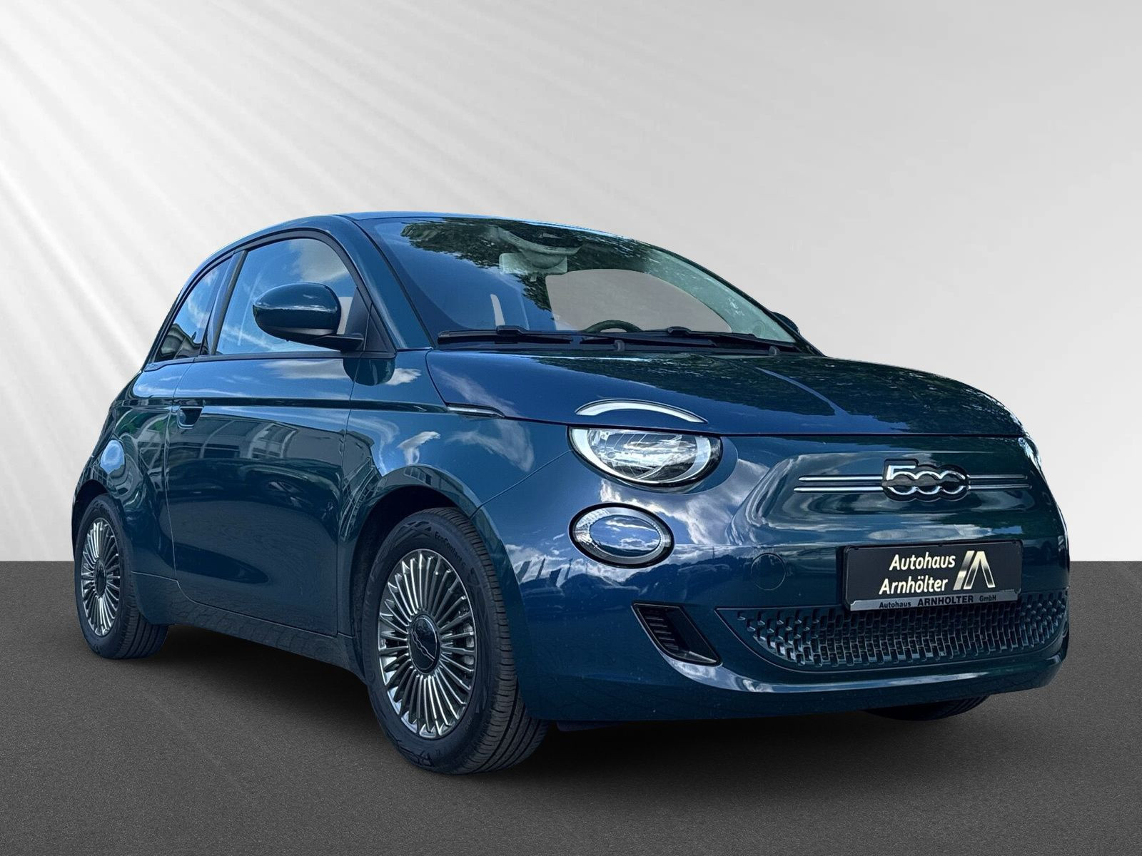 500e 42kWh ICON 2022 +NAVI+CARPLAY+KLIMAAUTO+LM+