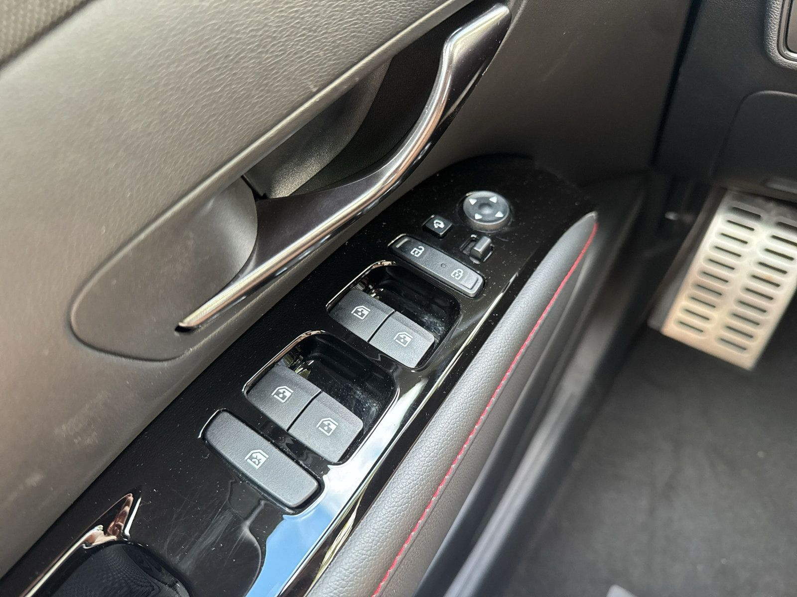 Tucson Hybrid 1.6 T-GDI 230 PS 6-AT 4WD N Line++