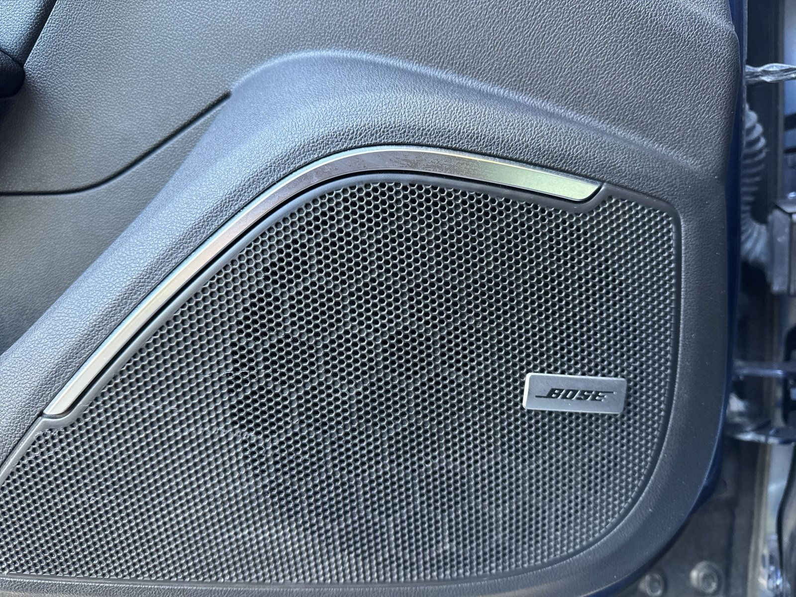 MEGANE IV GRANDTOUR 1.3 160 BOSE+MASSAGE+ANHÄNGE