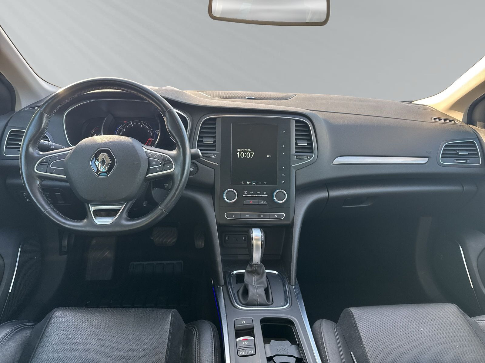 MEGANE IV GRANDTOUR 1.3 160 BOSE+MASSAGE+ANHÄNGE