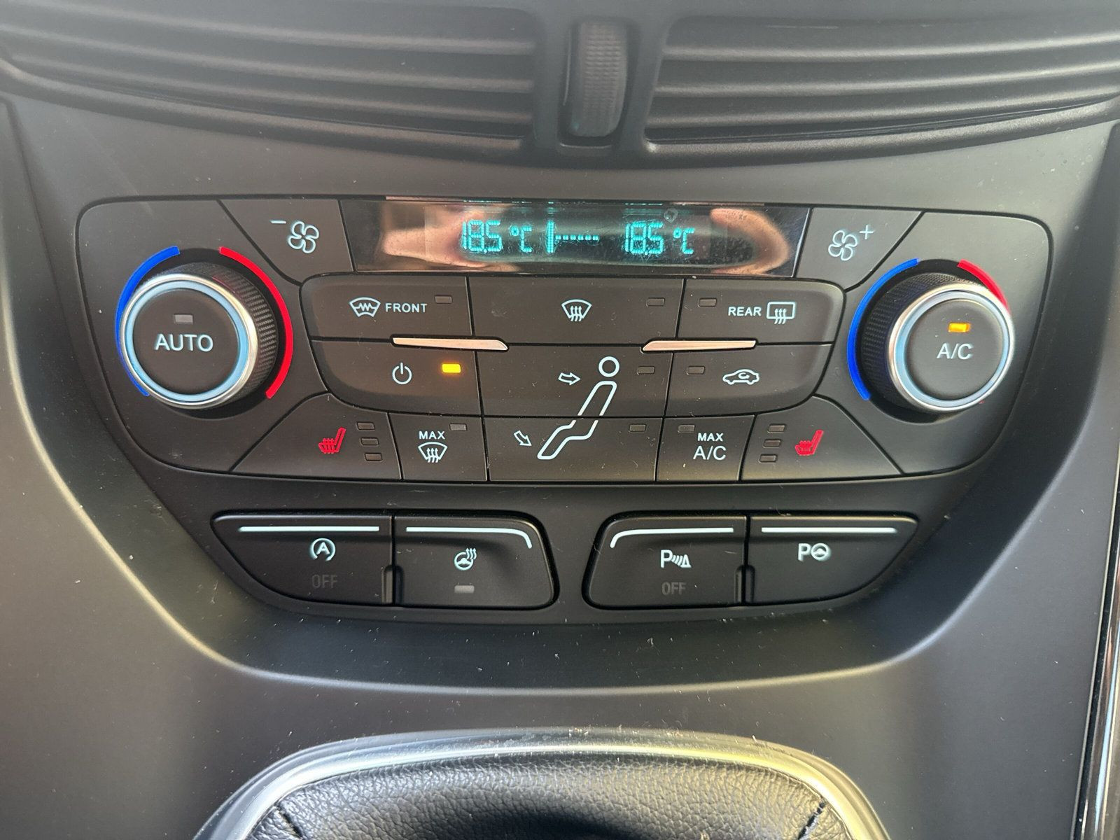 C-Max 1.0 EcoBoost 125PS 6G Titanium S/S+NAV+KAM