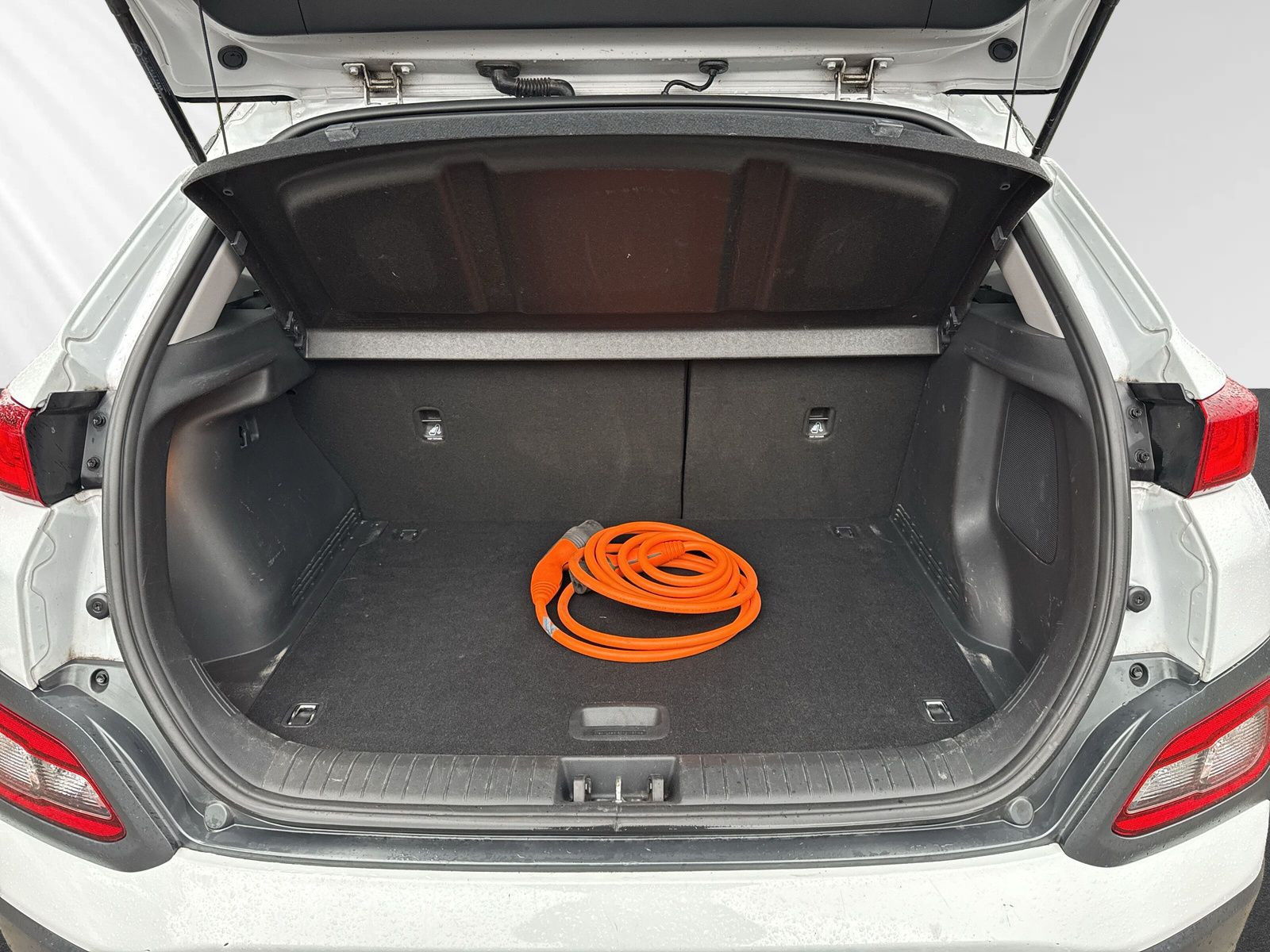 Kona EV 64kWh PREMIUM +NAV+KAMERA+100%SOH+