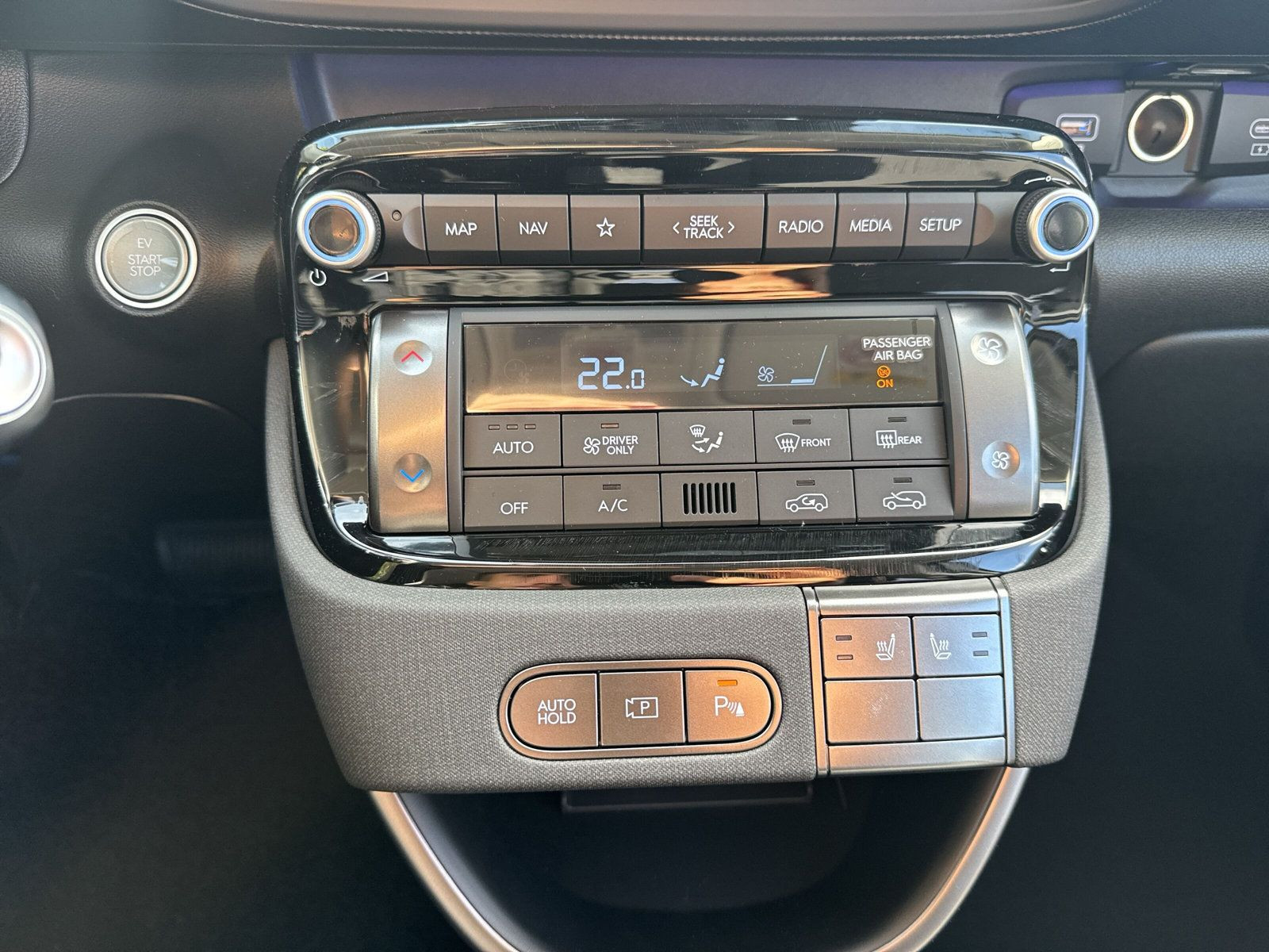 INSTER MY27 49kWh PRIME+GLAS-SCHIEBEDACH+V2L-PA+