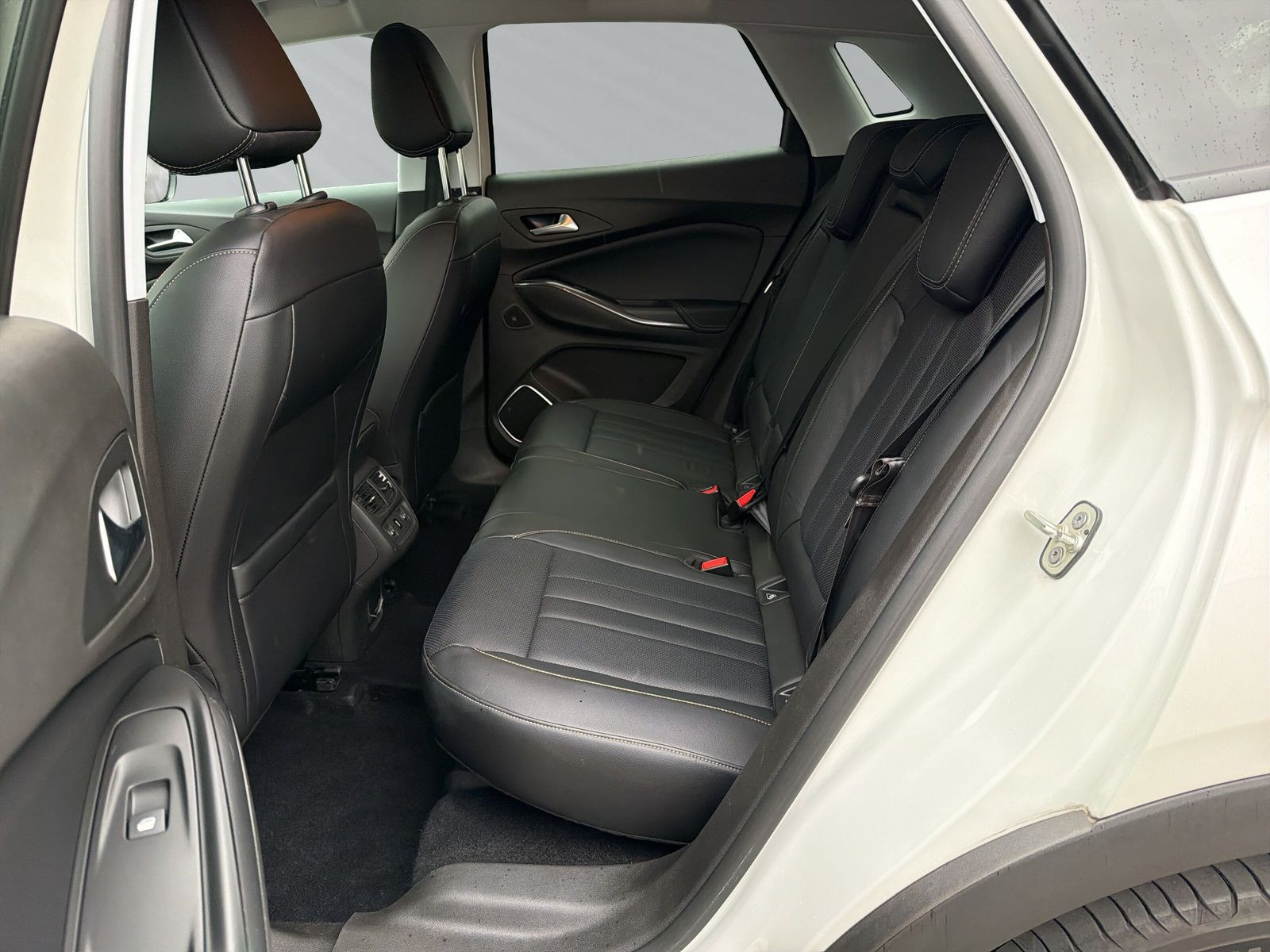 Grandland X 1.6 133KW ULTIMATE KLIMA+PDC+KAMERA+