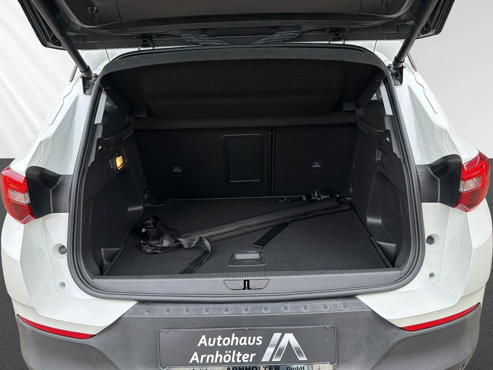 Grandland X 1.6 133KW ULTIMATE KLIMA+PDC+KAMERA+