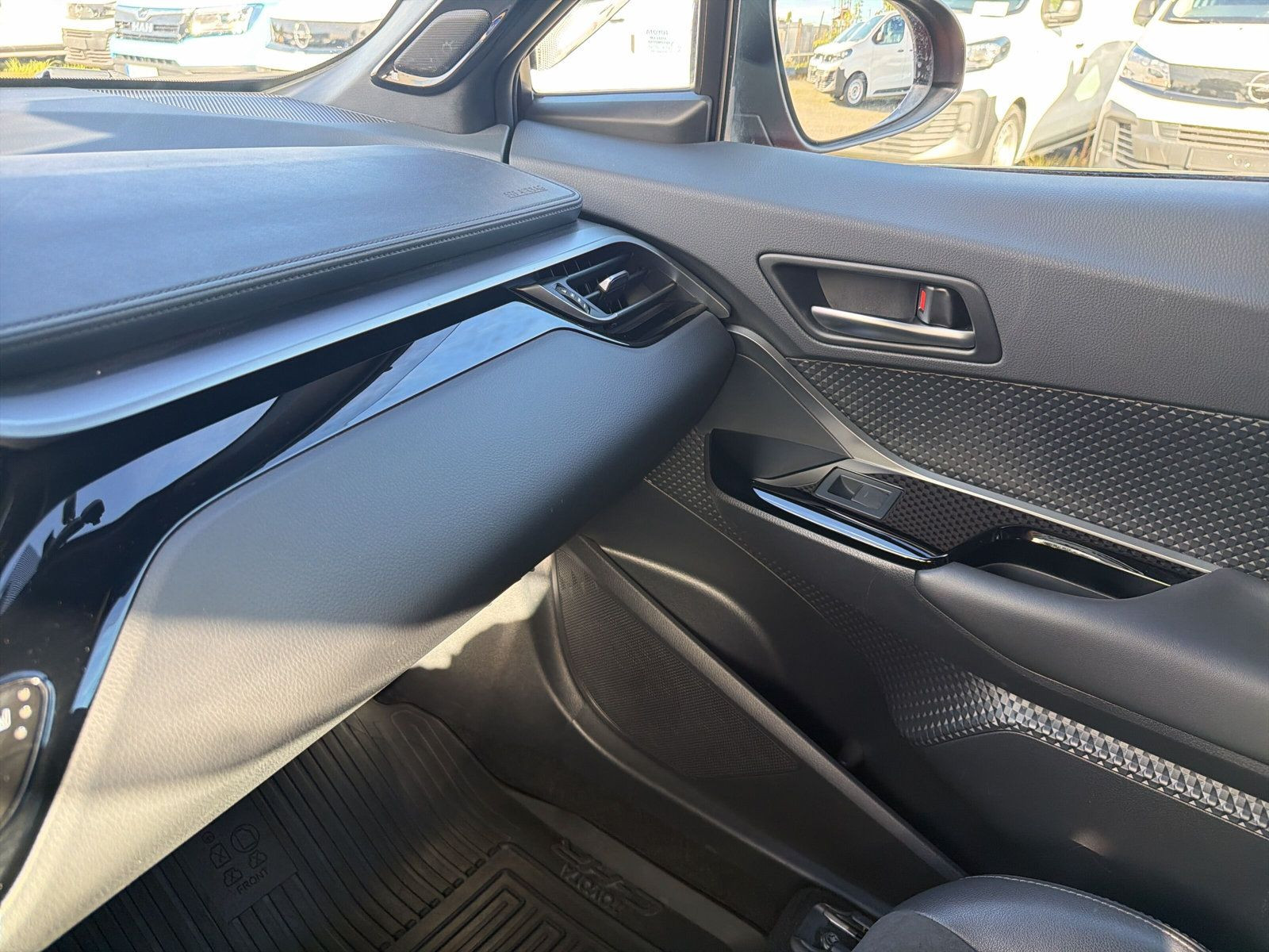 C-HR  2.0 Hybrid GR +Sport+STANDHEIZUNG+SHZ+CAM+