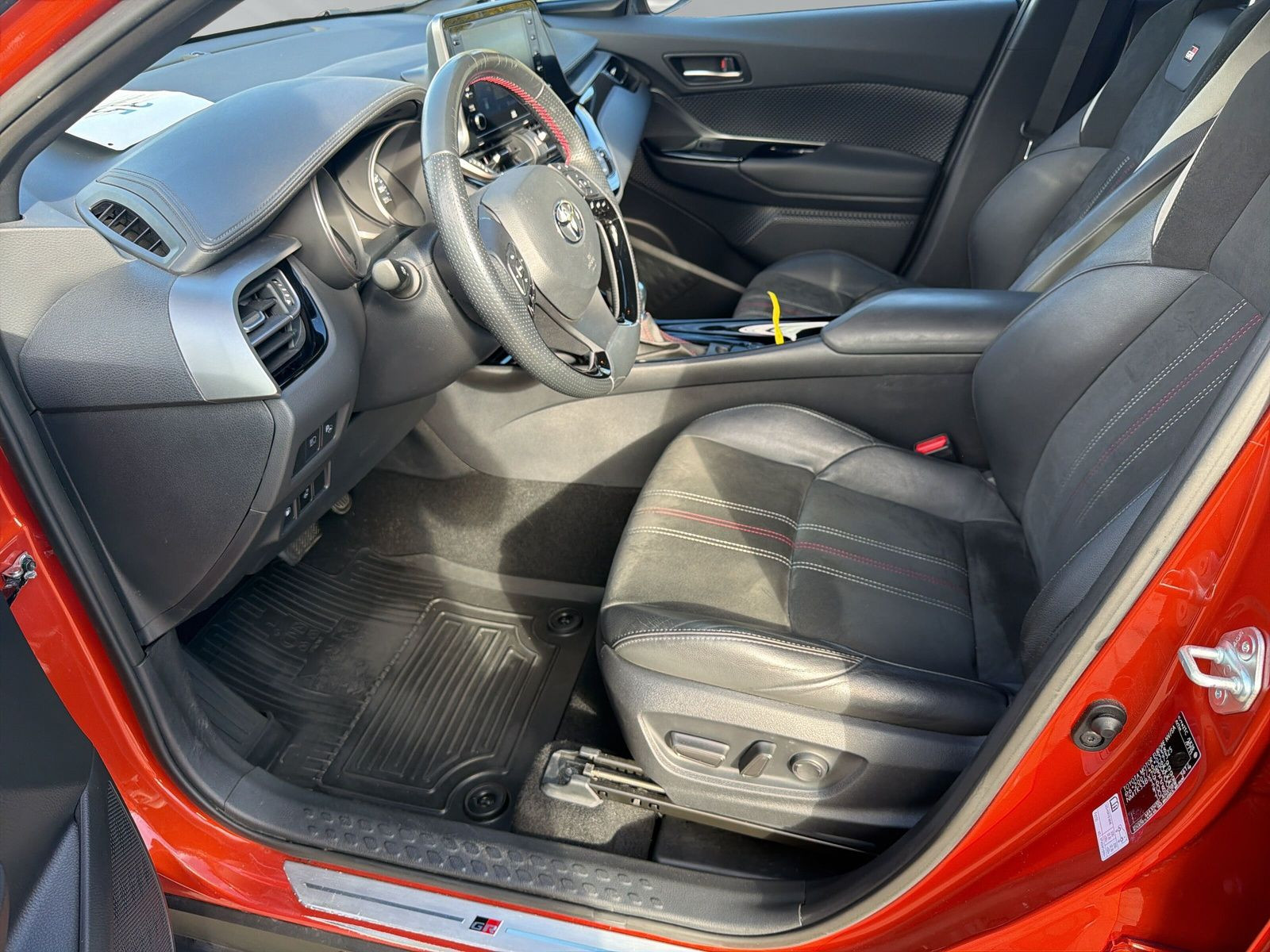 C-HR  2.0 Hybrid GR +Sport+STANDHEIZUNG+SHZ+CAM+