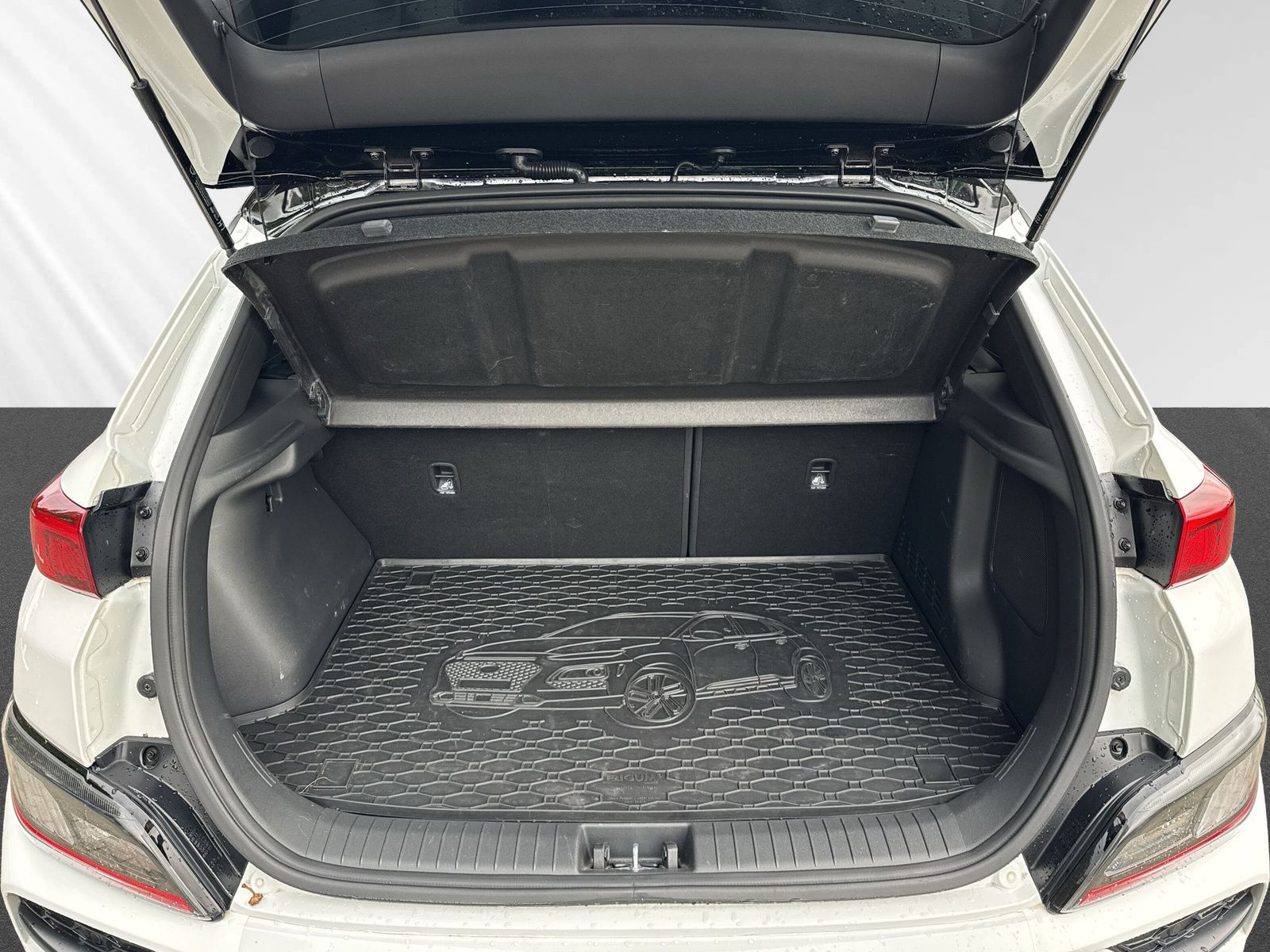 Kona 1.6 T-GDI N Line 2WD +NAV+ALLWETTER+SHZ+19