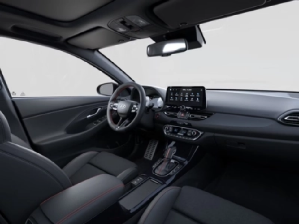 2-Screenshot 2025-06-17 at 14-50-52 Hyundai i30 Autohaus Arnhölter Hyundai i30 Interieur