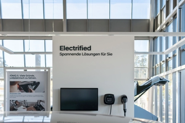 2-spandau-hyundai-elektrisch-laden-01-autohaus-arnhoelter.jpg-600x400 2-spandau-hyundai-elektrisch-laden-01-autohaus-arnhoelter.jpg-600x400