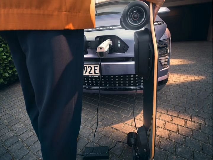 5-Screenshot 2025-06-17 at 17-18-36 Hyundai KONA Elektro Autohaus Arnhölter Hyundai Kona Elektro Detailansicht
