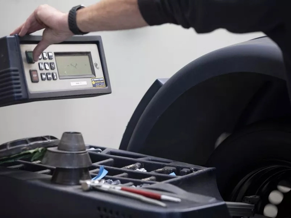 moderne-werkstatt moderne Werkstatt
