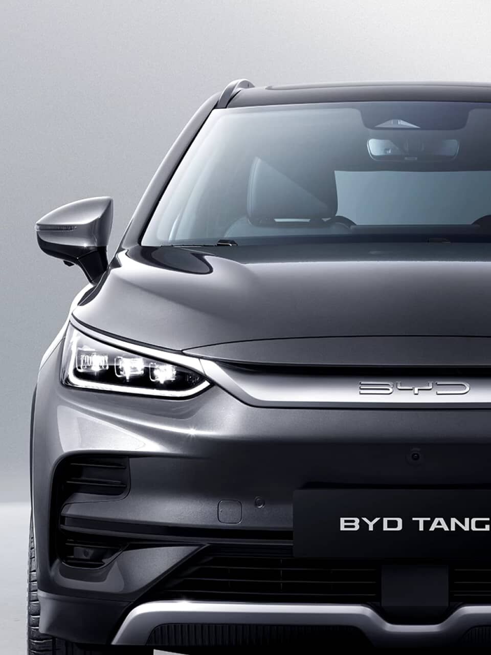 Frontansicht des BYD TANG